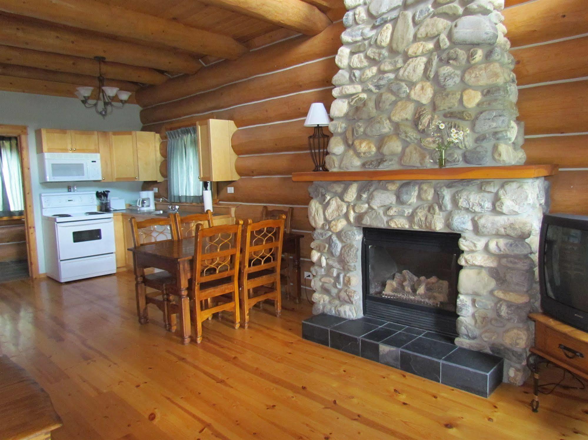 Chancellor Peak Chalets Parson Eksteriør billede